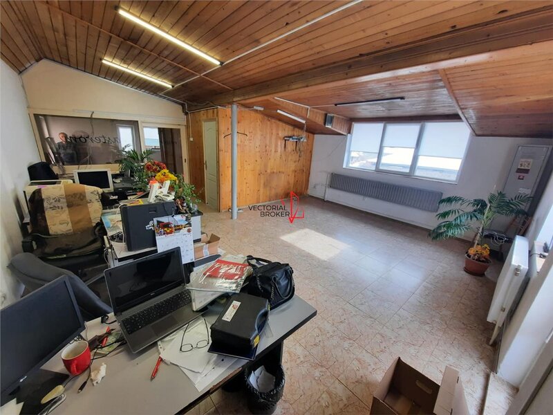 Fundeni, garsoniera de 58 mp la etajul unei vile.